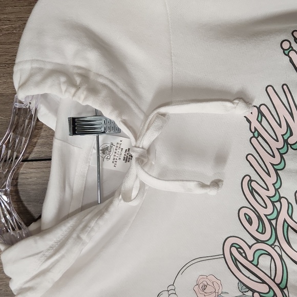Disney Beauty Is Found Within Sweatshirt Hoodie Ombre Beauty Beast White - Picture 7 of 11